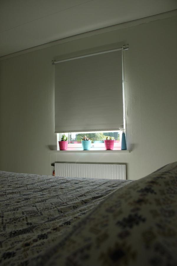Private Room For Rent In A Villa With Garden View Älmhult Екстериор снимка